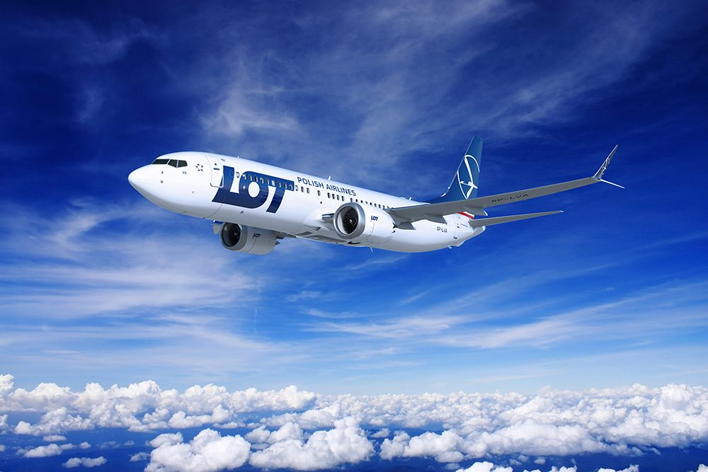 LOT Polish Airlines: Polski Lider w Lotnictwie